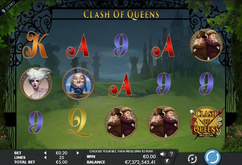 Hrát zdarma Clash of Queens